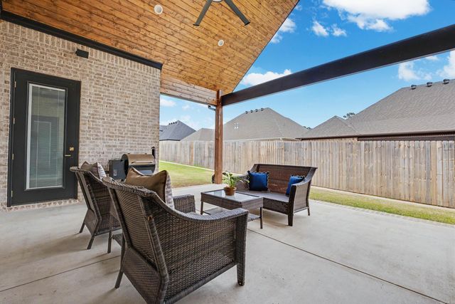 1630 Dolphin Drive, Conway, AR 72034