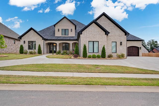 1630 Dolphin Drive, Conway, AR 72034