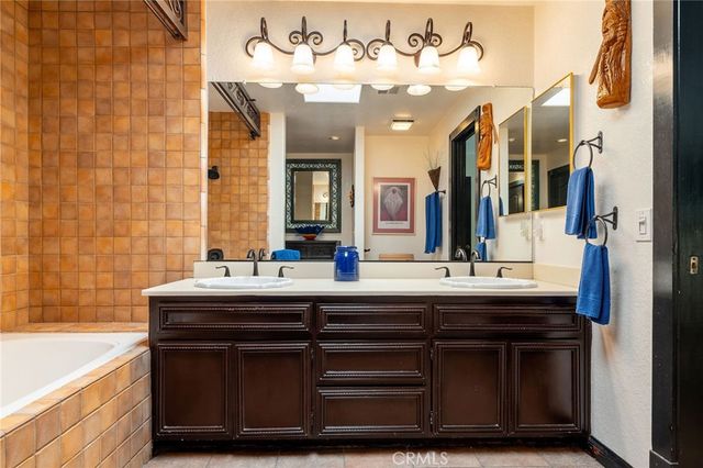 36170 Avenida De Las Montanas, Cathedral City, CA 92234