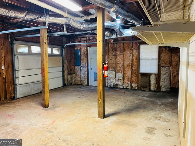 129 Lost Lake Drive, Villa Rica, GA 30180