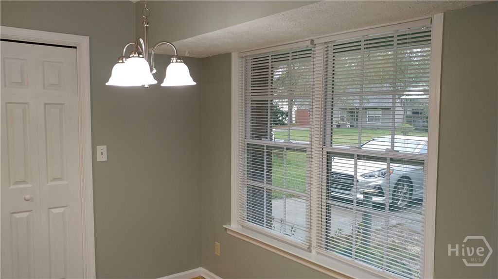 Image 5 of property listing at 191 Falcon Drive, Richmond Hill, GA 31324
