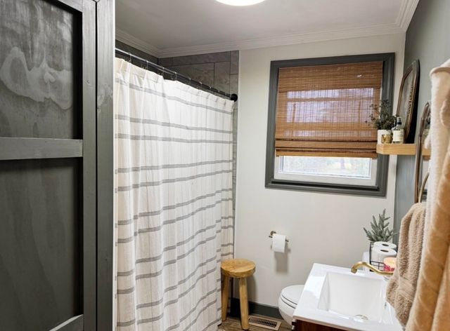 1725 W Georgia Road, Woodruff, SC 29388