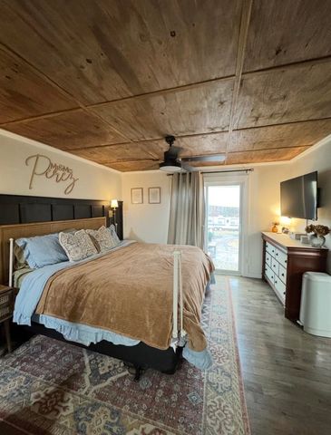 1725 W Georgia Road, Woodruff, SC 29388