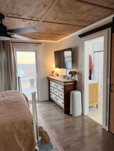 1725 W Georgia Road, Woodruff, SC 29388