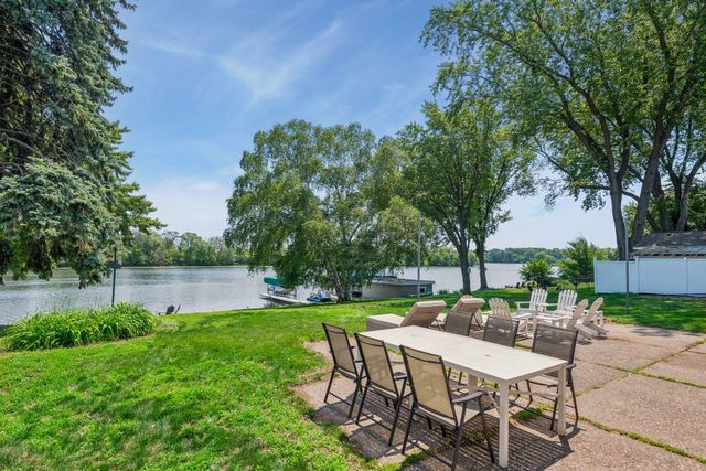 5636 Twin Lake Terrace N, Crystal, MN 55429