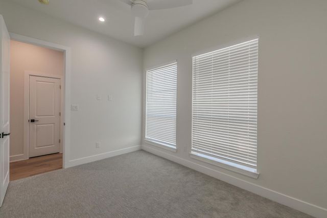 682 W Main Street, Arlington, TX 76013