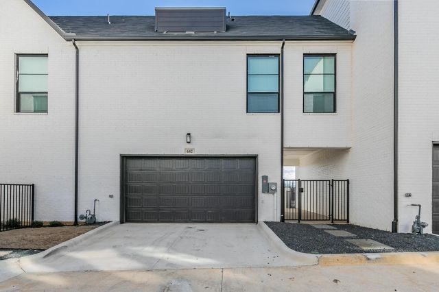 682 W Main Street, Arlington, TX 76013