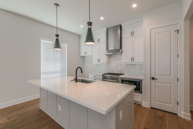 682 W Main Street, Arlington, TX 76013