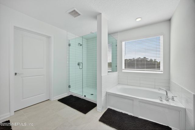 2113 FEATHEREDGE Way, Middleburg, FL 32068