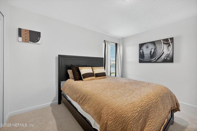 2113 FEATHEREDGE Way, Middleburg, FL 32068