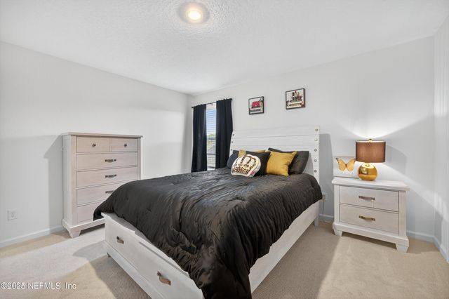 2113 FEATHEREDGE Way, Middleburg, FL 32068