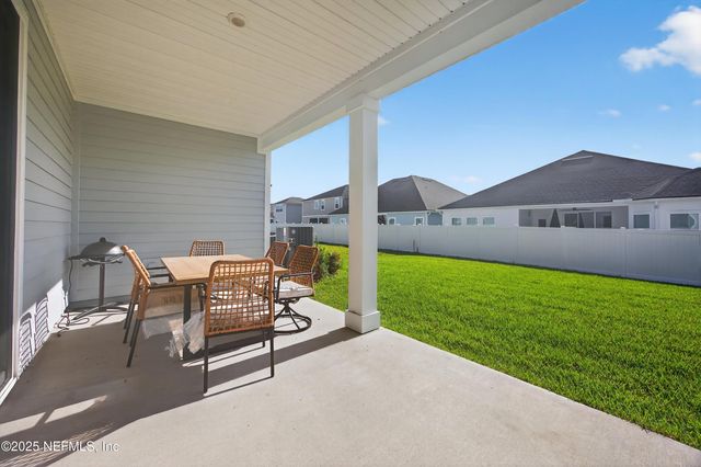 2113 FEATHEREDGE Way, Middleburg, FL 32068