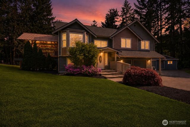 13116 202 Street Ct E, Graham, WA 98338
