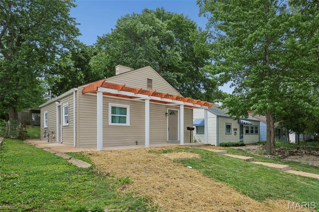 1509 Kraft Street, St Louis, MO 63139