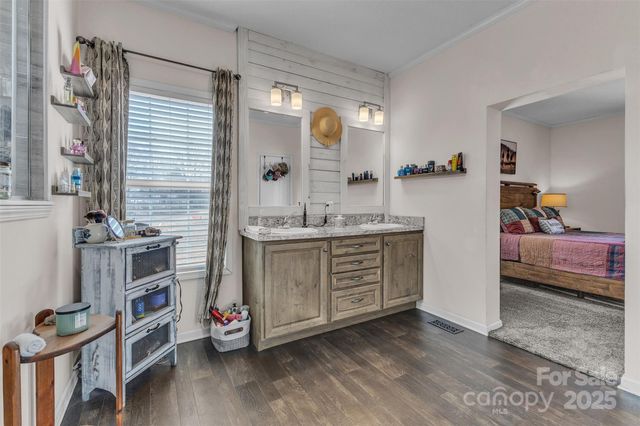 72 Crouch Road, Taylorsville, NC 28681