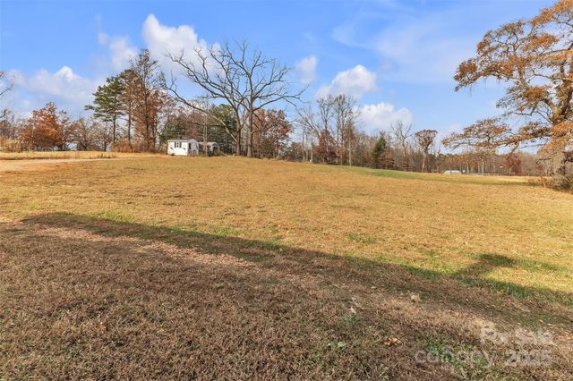 72 Crouch Road, Taylorsville, NC 28681