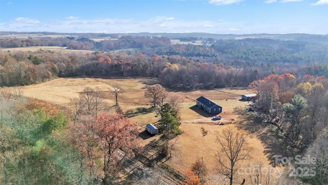 72 Crouch Road, Taylorsville, NC 28681