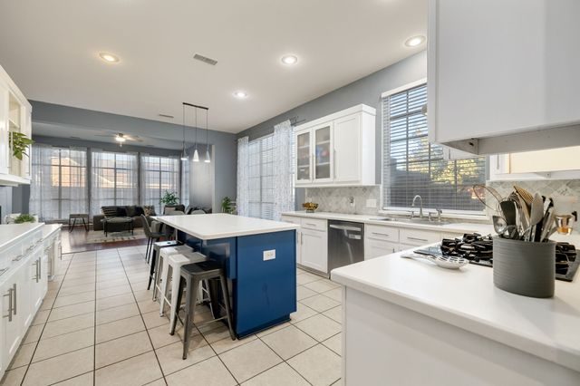 5519 Bradford Estates Court, Sachse, TX 75048