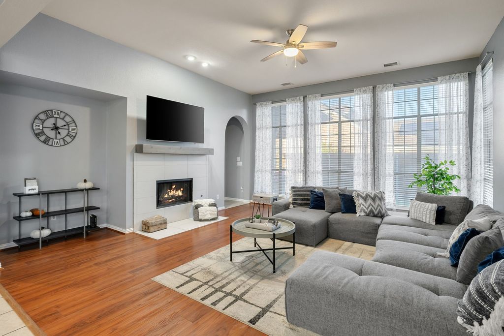 5519 Bradford Estates Court, Sachse, TX 75048