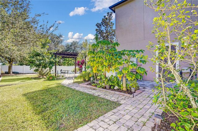 5811 NW BLUE BONNET COURT, Port St Lucie, FL 34986