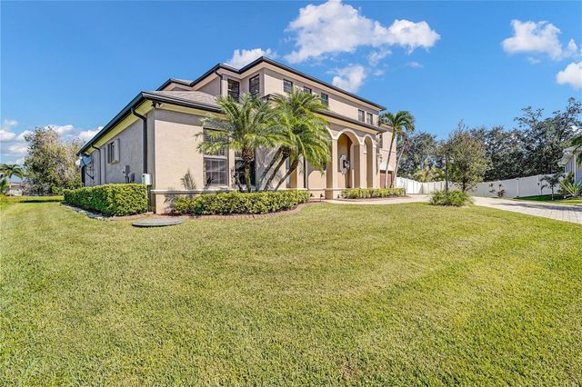 5811 NW BLUE BONNET COURT, Port St Lucie, FL 34986