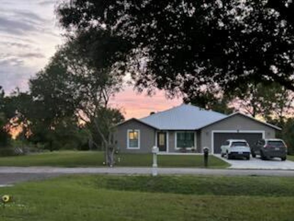 3225 NW 26 Avenue, Okeechobee, FL 34972