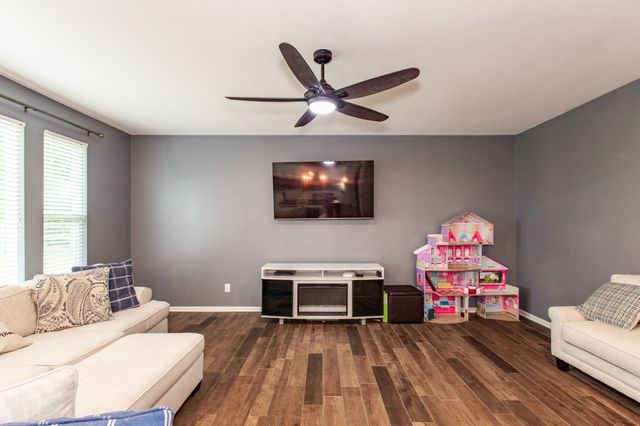 10233 Highmeadow Lane, Independence, KY 41051
