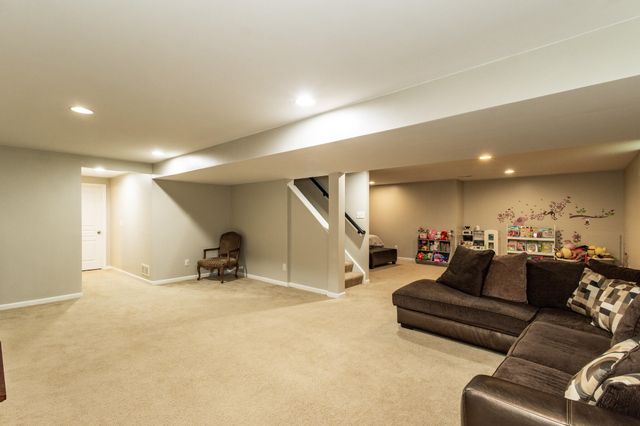 10233 Highmeadow Lane, Independence, KY 41051