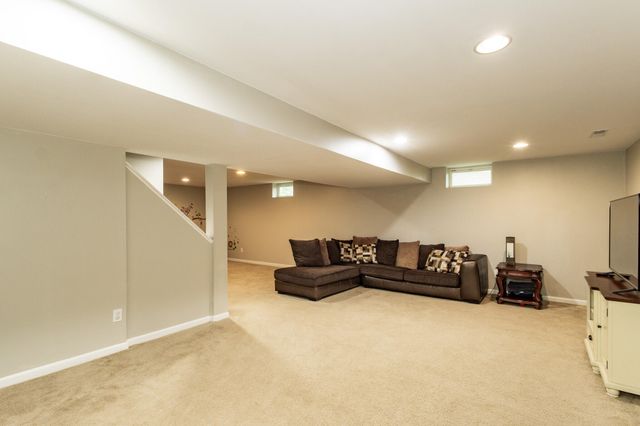 10233 Highmeadow Lane, Independence, KY 41051