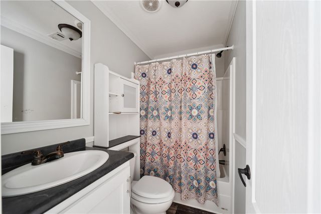 9144 Hensarling Lane, Bryan, TX 77808
