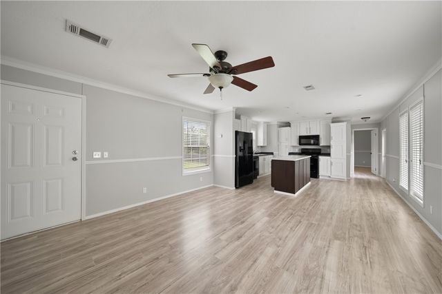 9144 Hensarling Lane, Bryan, TX 77808