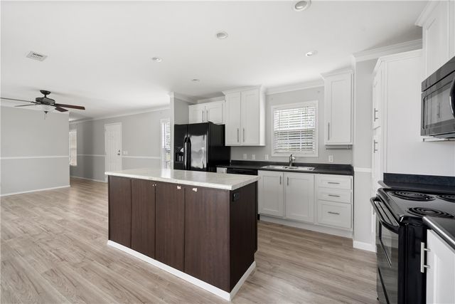 9144 Hensarling Lane, Bryan, TX 77808