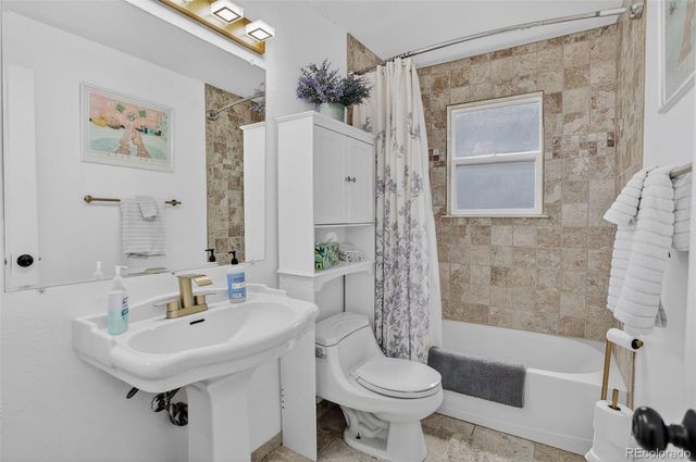 7110 S Gaylord Street P2, Centennial, CO 80122