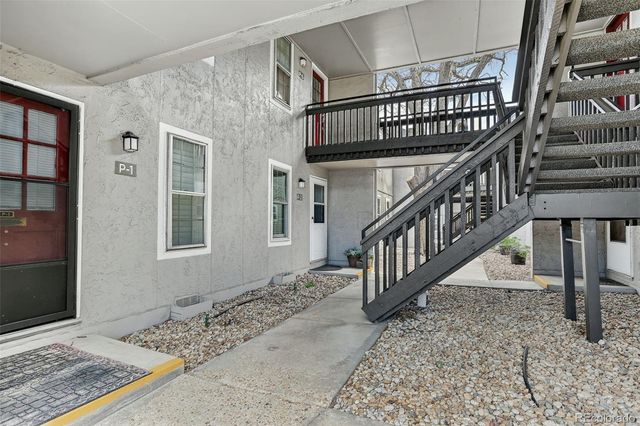 7110 S Gaylord Street P2, Centennial, CO 80122
