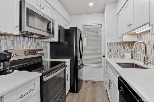 7110 S Gaylord Street P2, Centennial, CO 80122