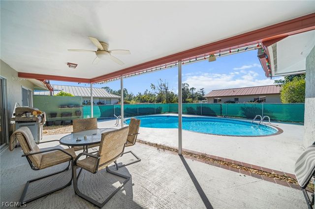 2172 Lochmoor CIR, North Fort Myers, FL 33903