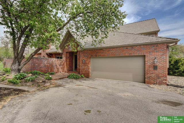 8914 Douglas Court, Omaha, NE 68114