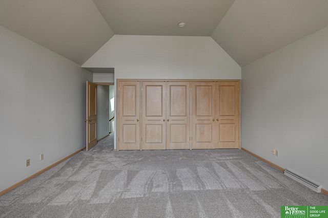 8914 Douglas Court, Omaha, NE 68114