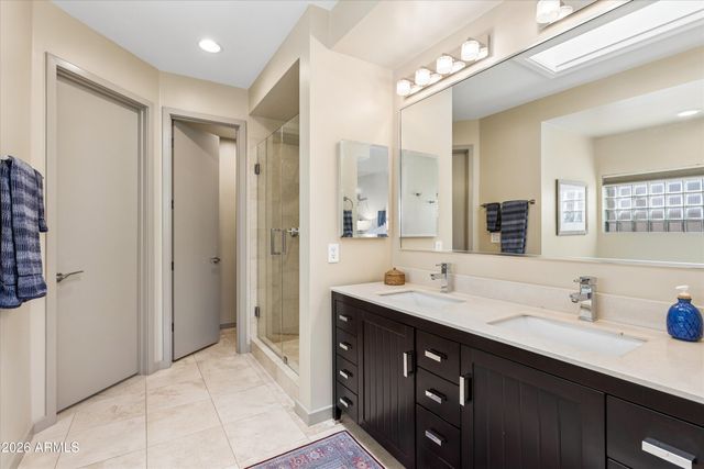 3018 E SIERRA VISTA Drive, Phoenix, AZ 85016