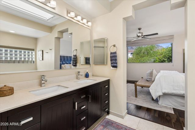 3018 E SIERRA VISTA Drive, Phoenix, AZ 85016