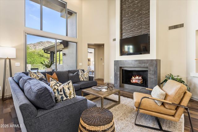 3018 E SIERRA VISTA Drive, Phoenix, AZ 85016