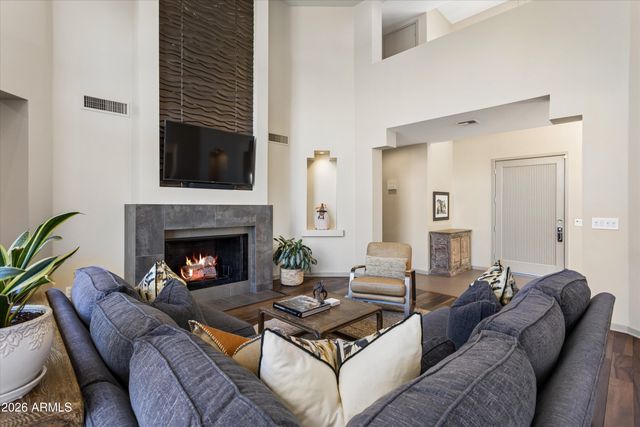 3018 E SIERRA VISTA Drive, Phoenix, AZ 85016