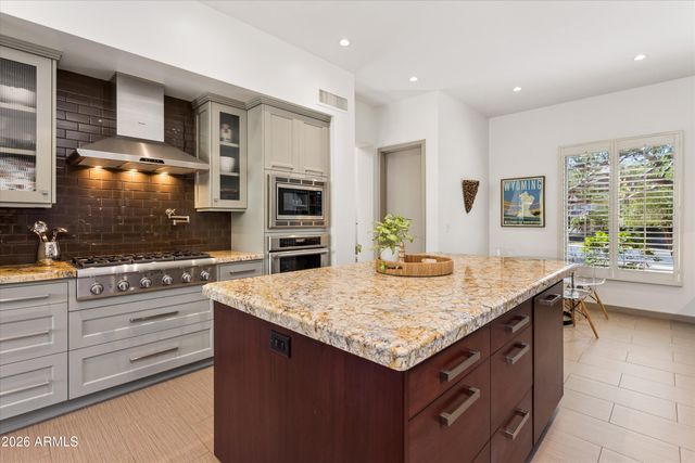 3018 E SIERRA VISTA Drive, Phoenix, AZ 85016