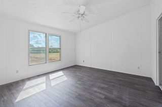 1177 County Road 402, Flatonia, TX 78941