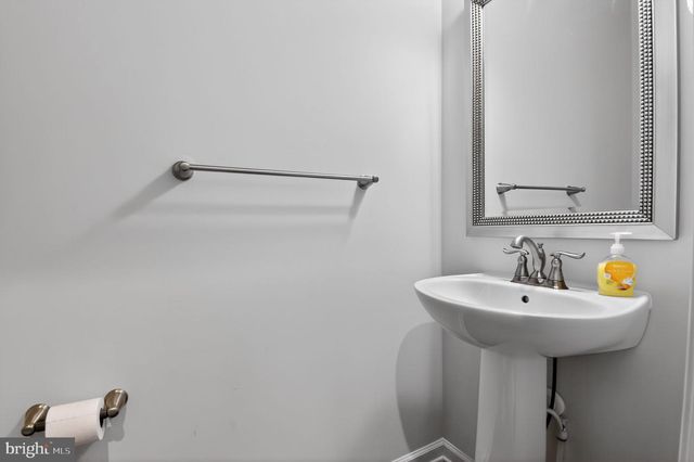 5738 RIVER SHARK LN, Waldorf, MD 20602