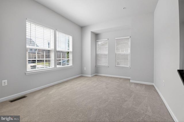 5738 RIVER SHARK LN, Waldorf, MD 20602