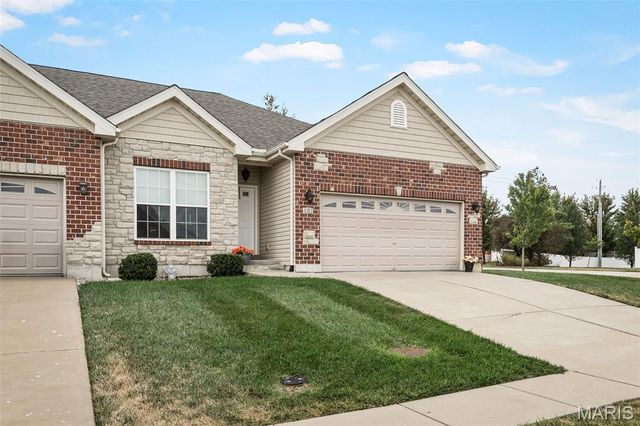 102 Savannah Terrace, Wentzville, MO 63385