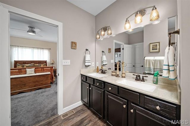 102 Savannah Terrace, Wentzville, MO 63385
