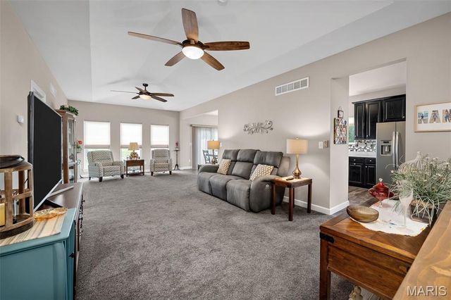 102 Savannah Terrace, Wentzville, MO 63385