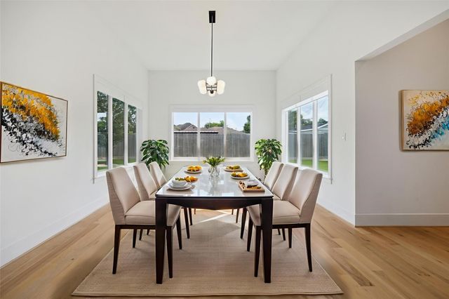 1419 Candlelight Lane, Houston, TX 77018